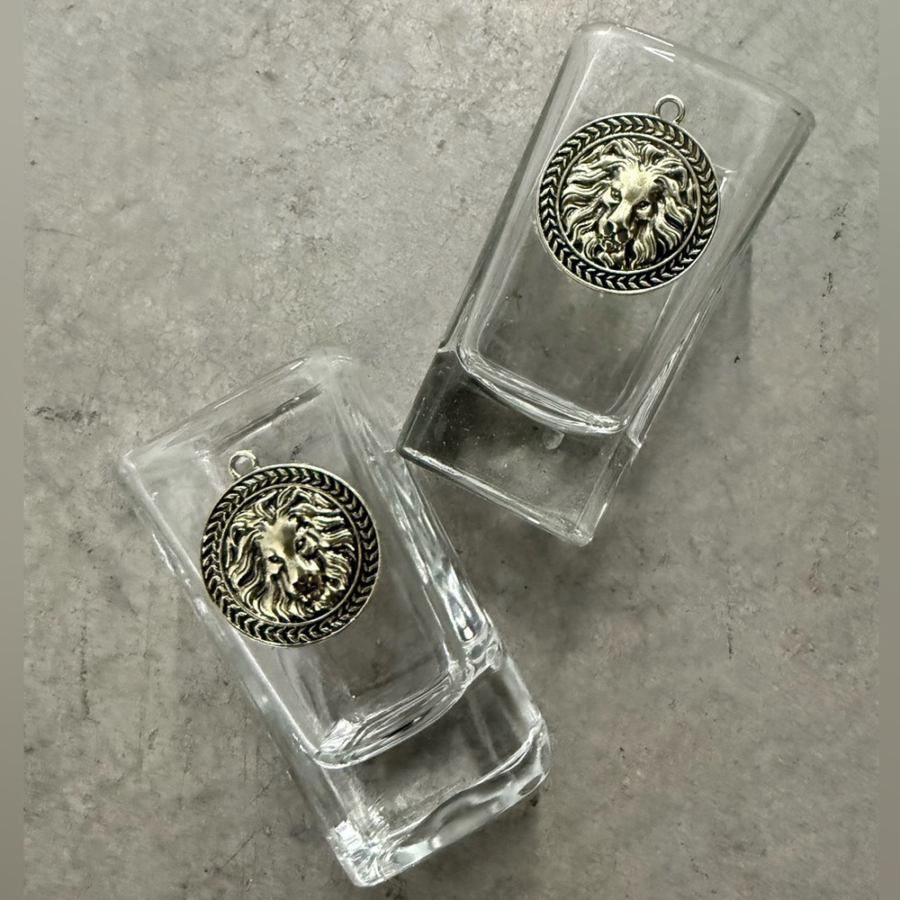 Set of 2 Gold Toned Lion Head Shot Glasses